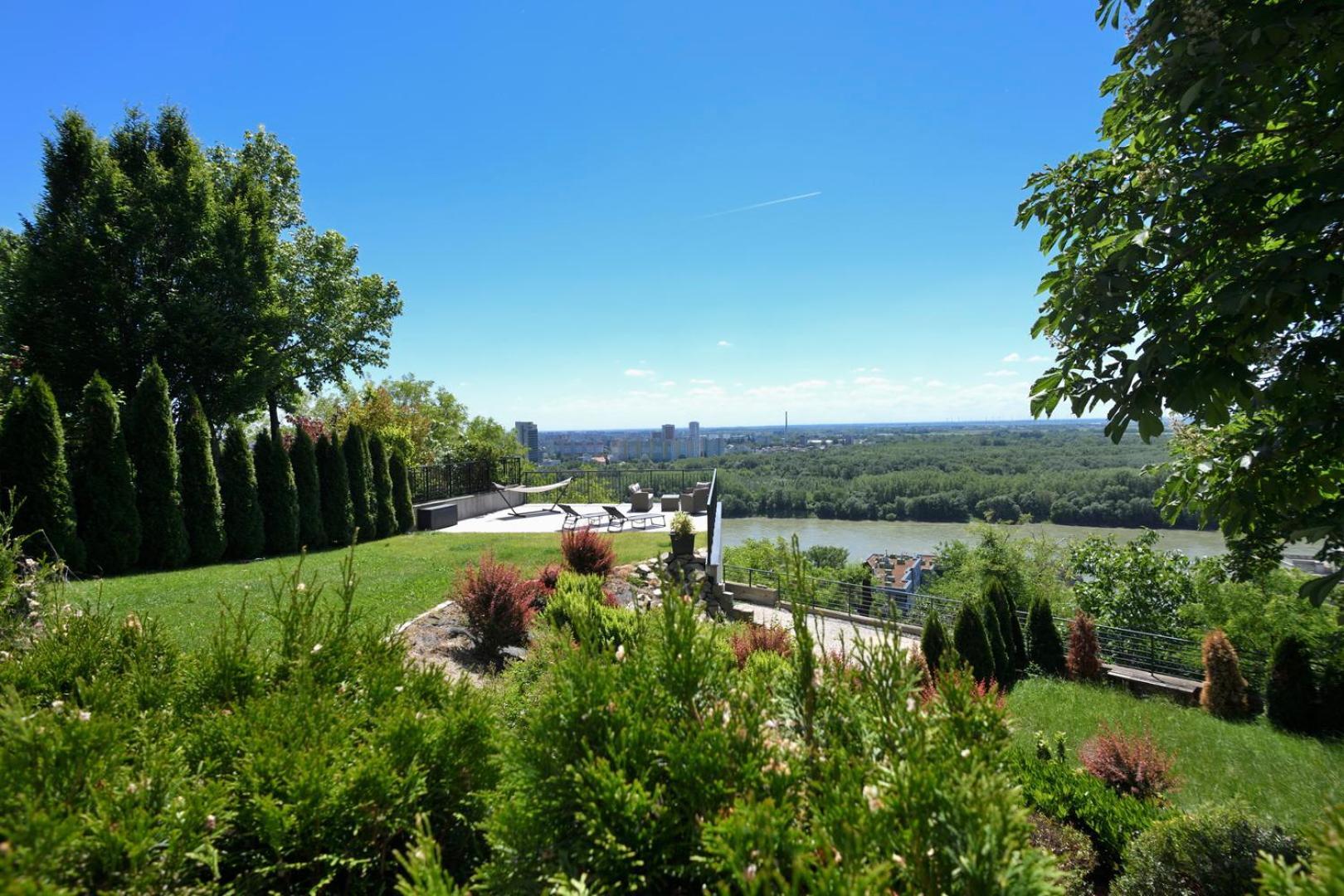 River View Apartments Hotel 布拉迪斯拉发 外观 照片